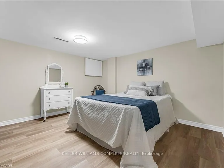 77 Lawfield Dr — Photo 18