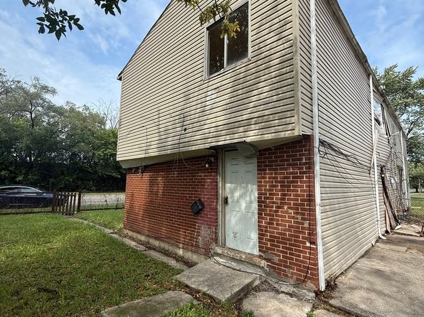 chicago-illinois-2136441025 picture