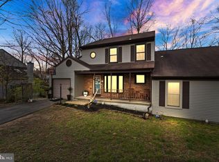 3417 Fort Lyon Dr, Woodbridge, VA 22192