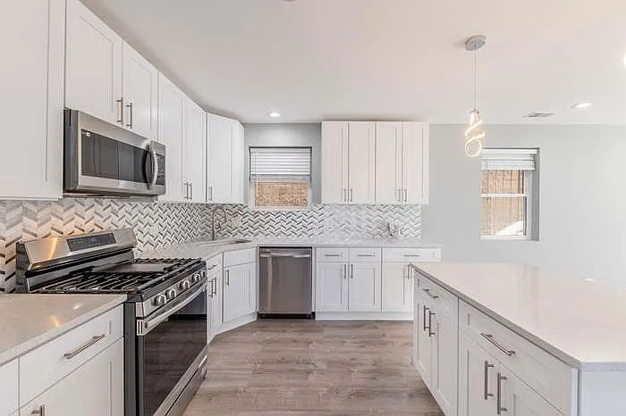 3030 W Washington Blvd #1 — Photo 8