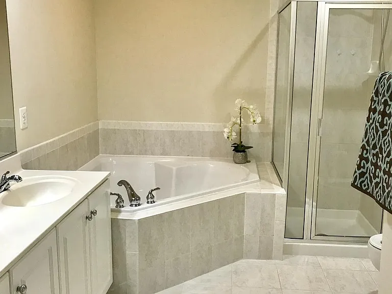8904 Ashgrove House Ln — Photo 11