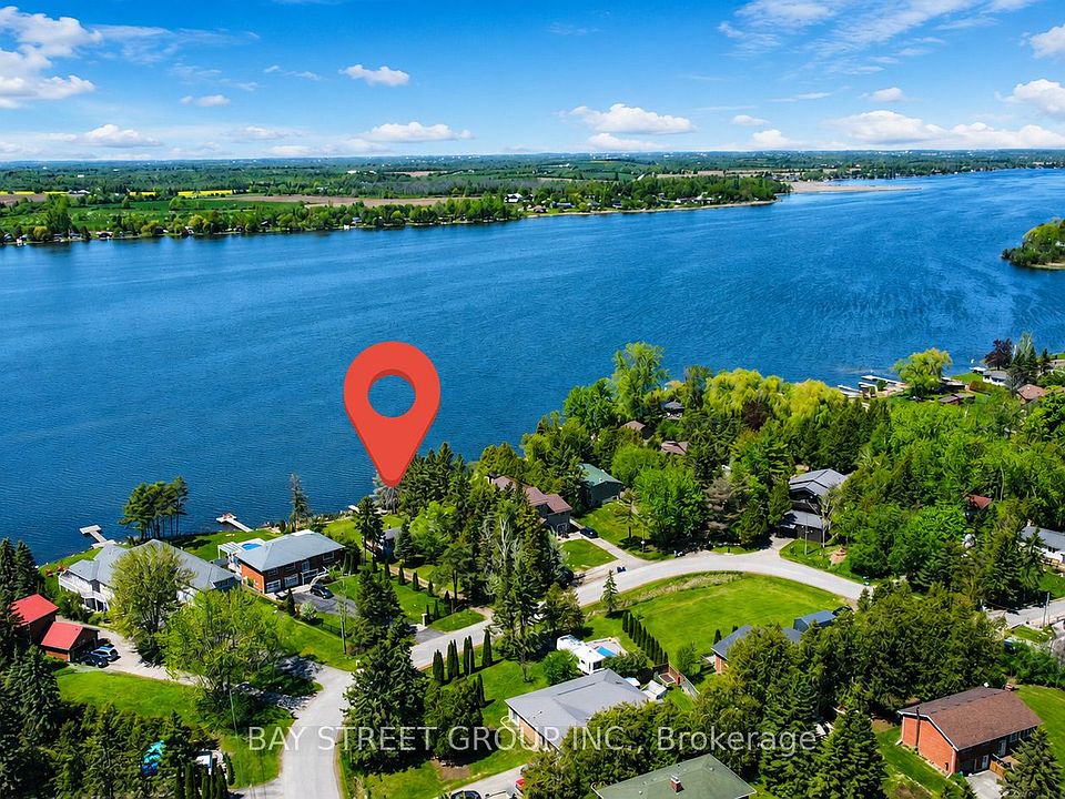 1st image of 33 Cedar Cres