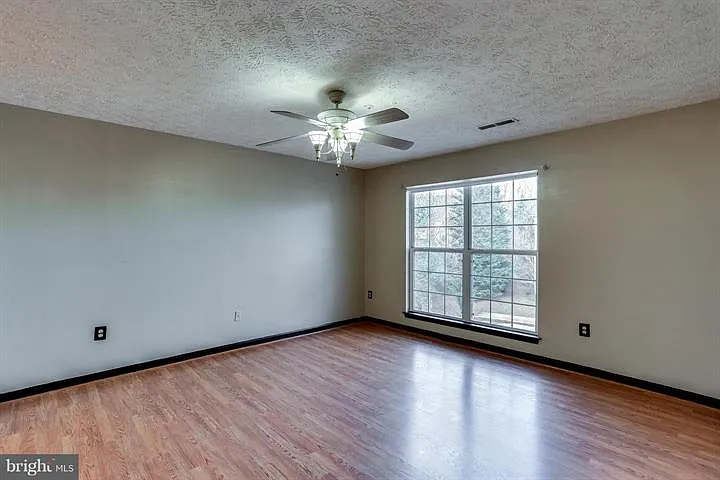 15602 Everglade Ln #301 — Photo 7