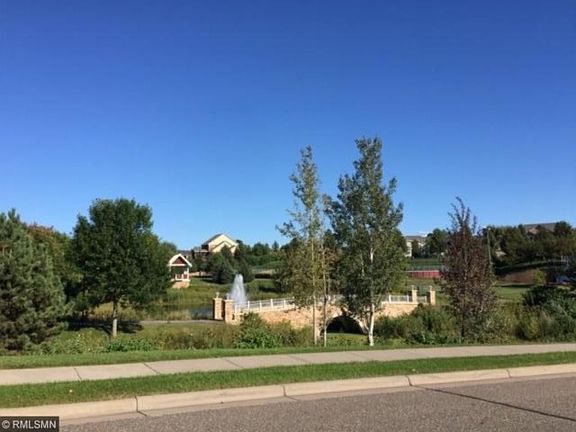 5th image of 11660 Aster Ln
