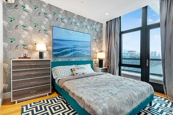 Rented by EXR | media 75