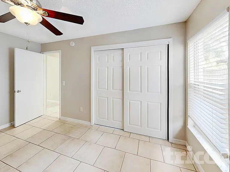 2810 Manor Hill Dr — Photo 12