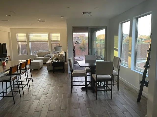 29304 N Lone Pine Ln — Photo 2