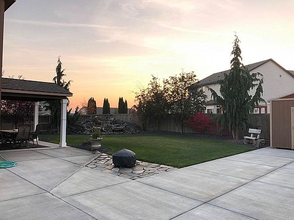 Pretty landscaping.