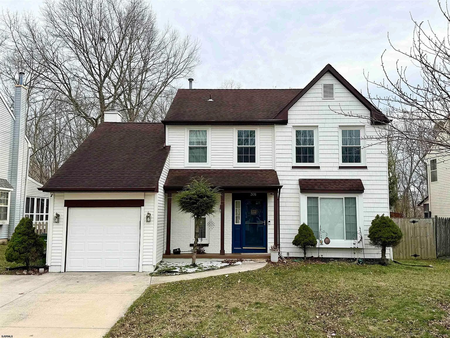 308 Shires Way photo 1