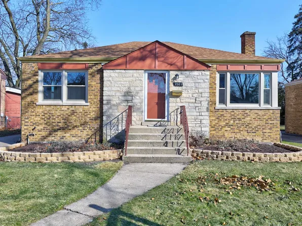 2321 S 24th Ave, Broadview, IL 60155