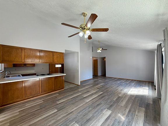 4th image of 230 Kimeron St SE