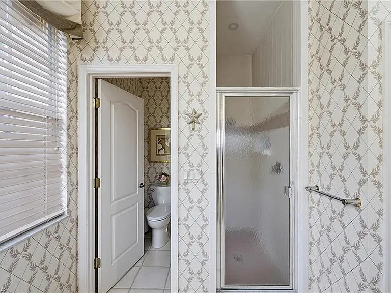 24750 Pennyroyal Dr — Photo 17