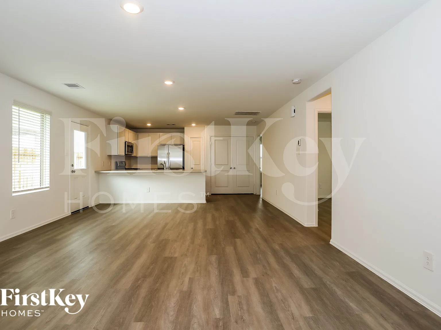 3 bed, 2.0 bath, 1311 sqft, $1,825 — Photo 4