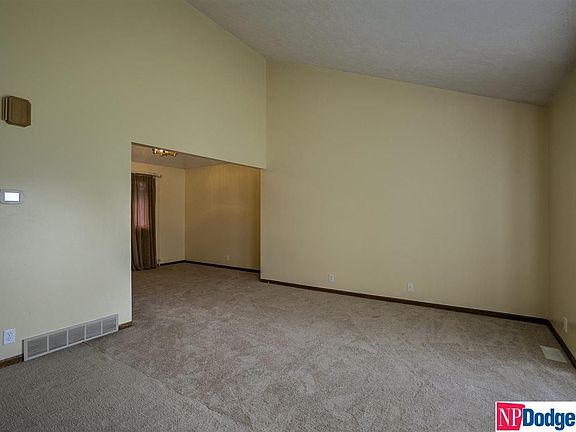 3rd image of 1203 Sycamore Ct