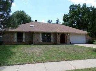 503 Cherry Ann Dr, Euless, TX 76039