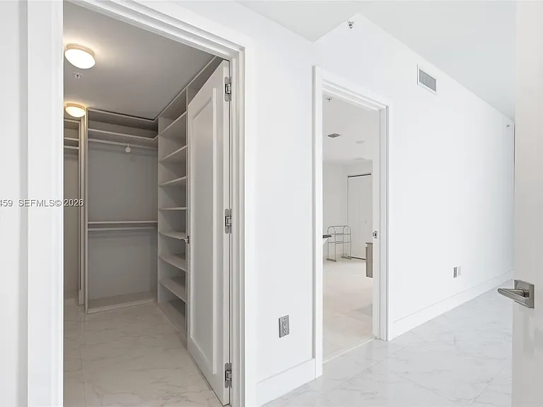 17301 Biscayne Blvd #1008 — Photo 16