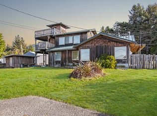 94657 Grange Rd, Gold Beach, OR 97444