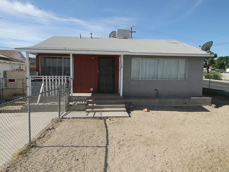 1360 Nancy St #1 — Photo 1