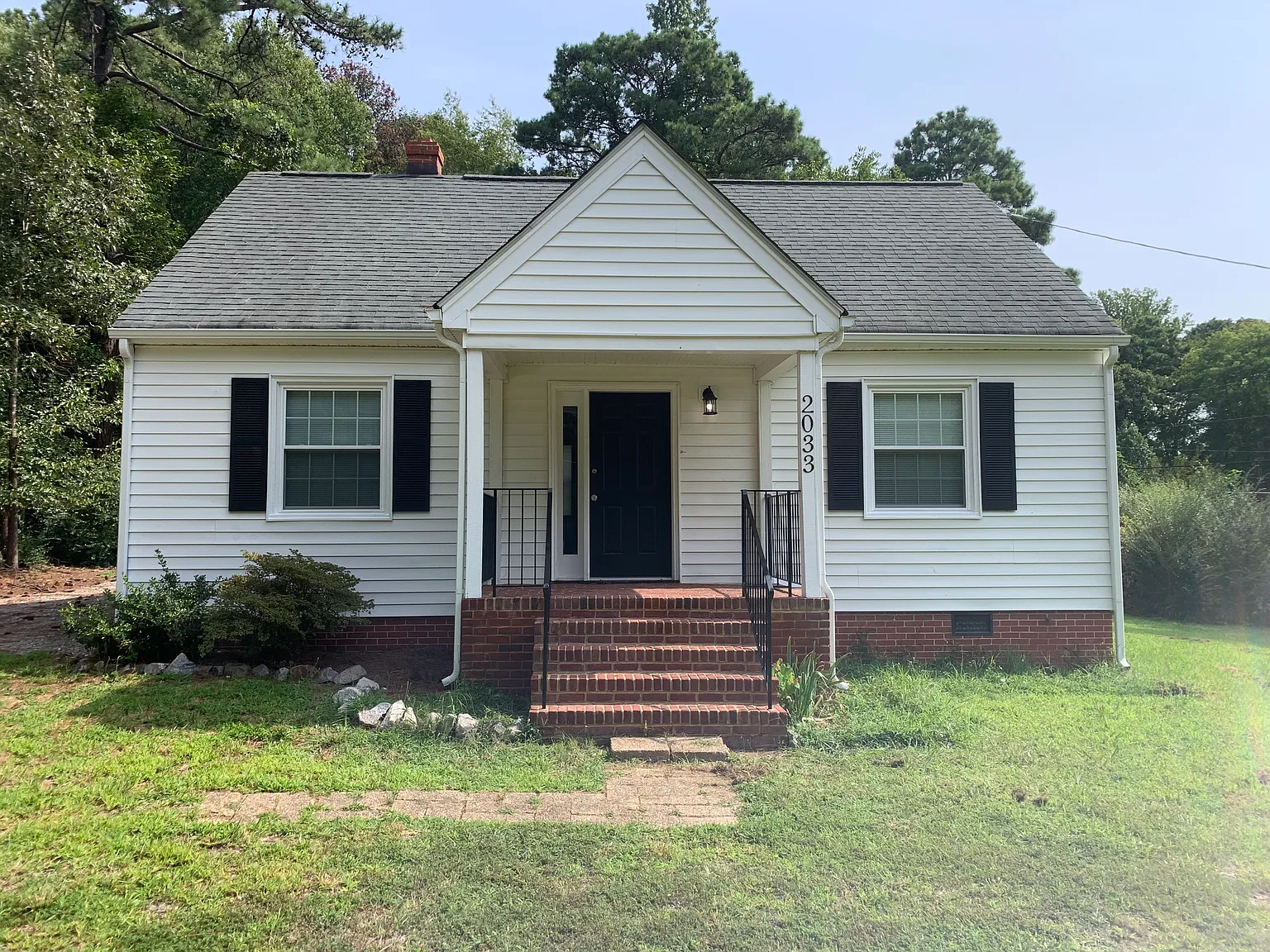 3 bed, 1224 sqft, $2,295 — Photo 1