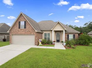28286 Loiret Ct, Ponchatoula, LA 70454