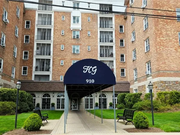 910 Stuart Avenue #7C, Mamaroneck, NY 10543