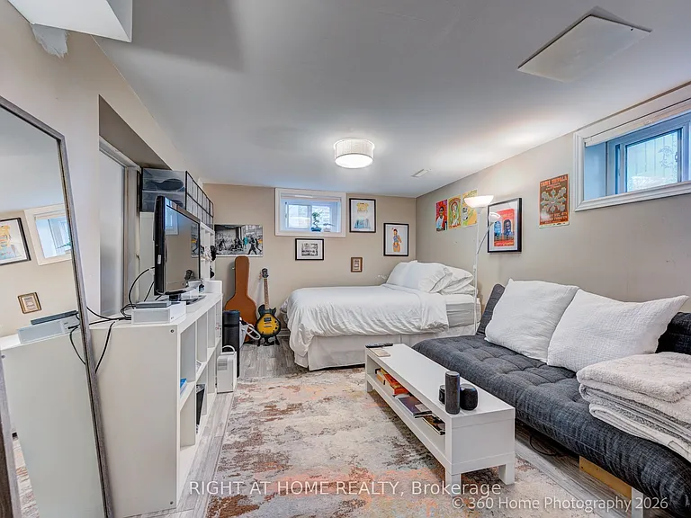 1493 Constance Dr — Photo 24