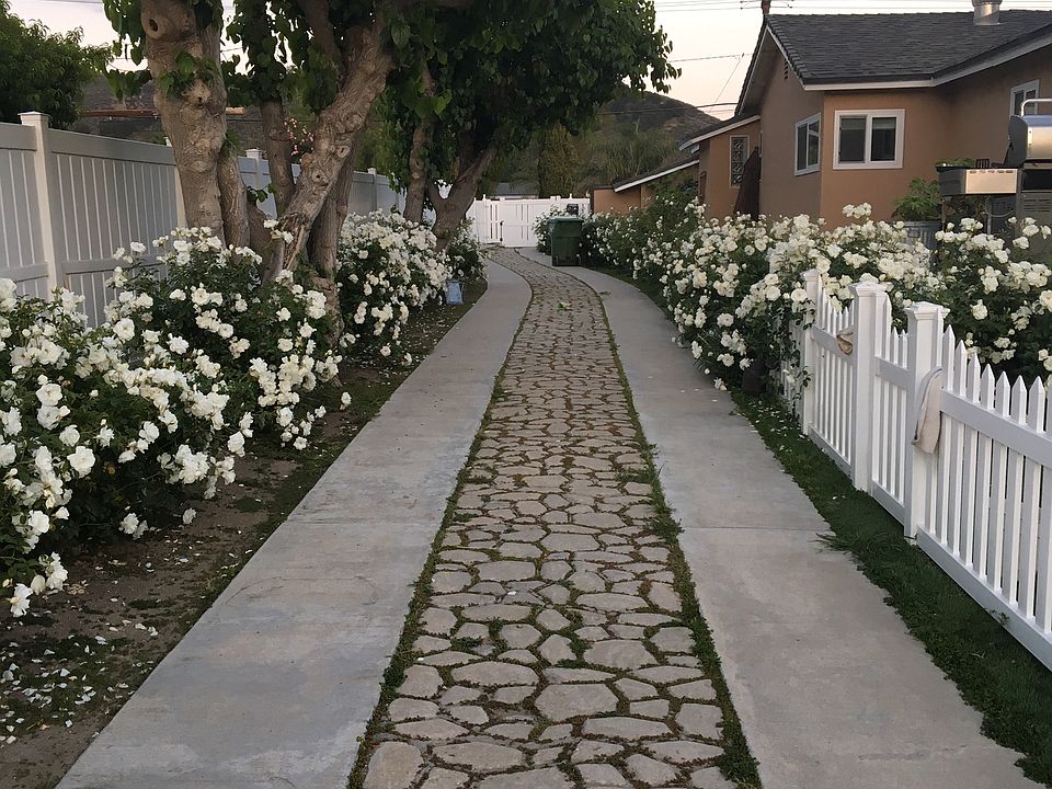1st image of 5525 Colodny Dr
