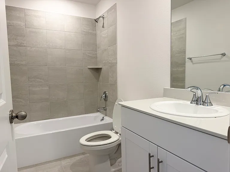 2625 Grand Teton Dr — Photo 4