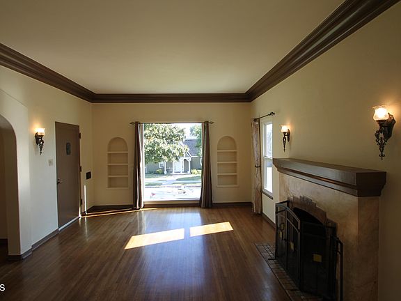 5th image of 1625 Trenton Ave