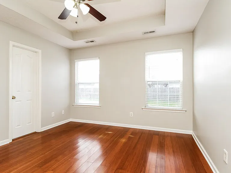 2625 Weatherford St — Photo 10