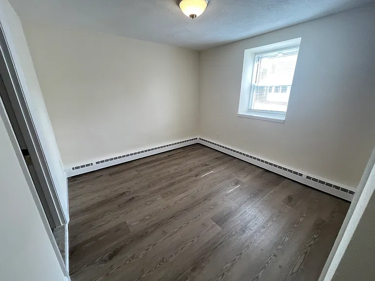 North Beacon St Brighton Apartments — Photo 9