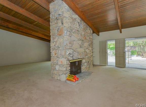 5th image of 23836 Killion St