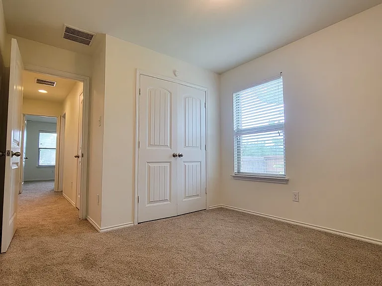 111 Jasmine Cv — Photo 6