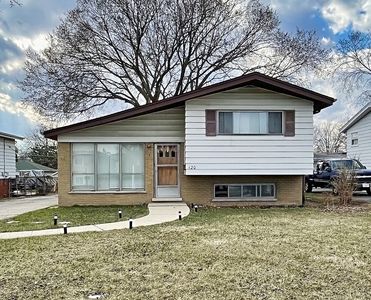 120 N May St, Addison, IL, 60101