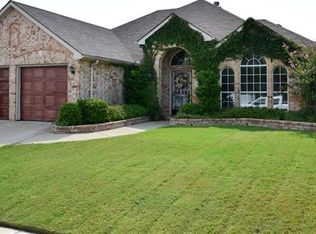 7418 Summit Meadow Ln, Sachse, TX 75048
