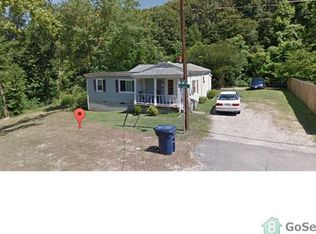 525 Reservoir Ave, Petersburg, VA
