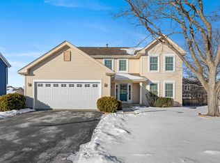 515 Indian Ridge Trl, Wauconda, IL 60084