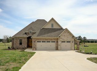 602 Circle Dr, Woodruff, SC 29388