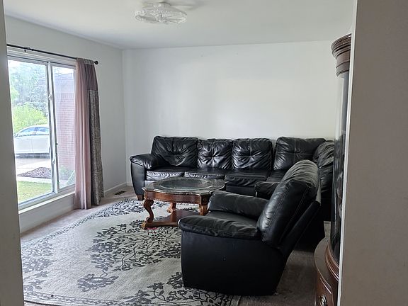 2nd image of 941 Princess Dr