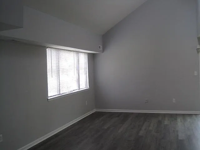 1004 Crimson Tree Way #A — Photo 17