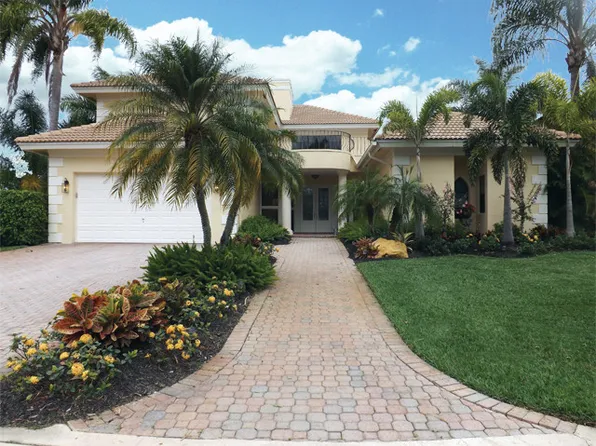 7782 La Corniche Cir, Boca Raton, FL 33433