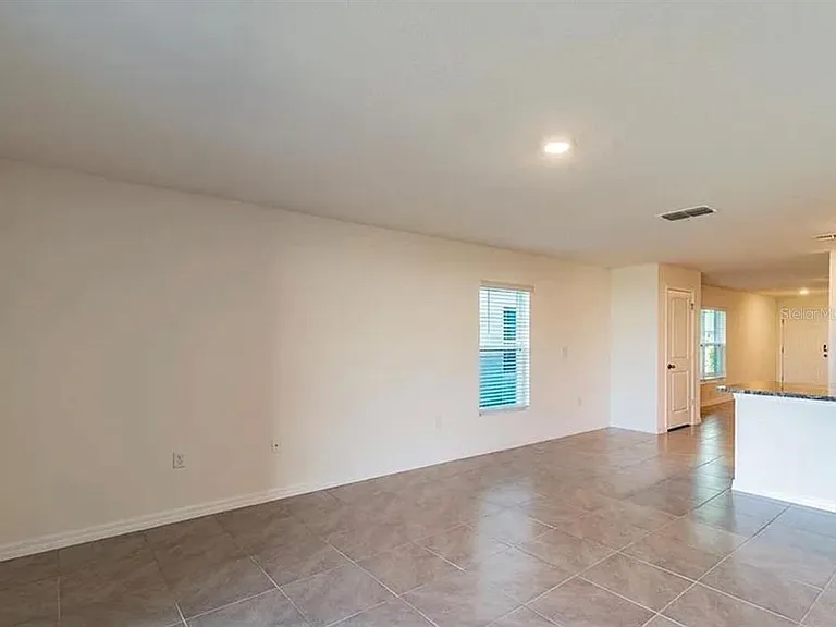 649 Sunlit Coral St — Photo 7