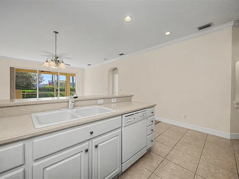 11443 52nd Ct E — Photo 8