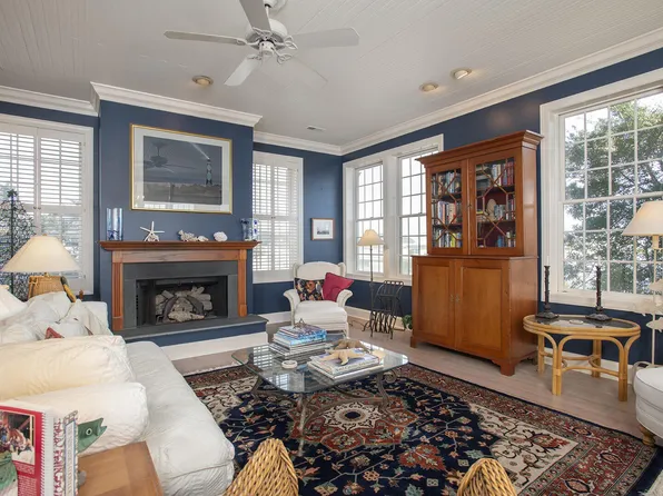 (undisclosed Address), Atlantic Beach, NC 28512