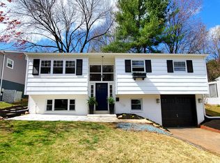 415 Hillside Rd, Ridley Park, PA 19078