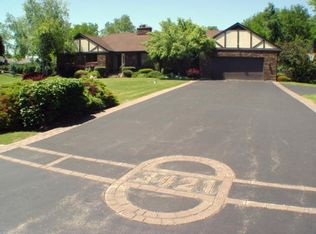 3421 James Way, Johnsburg, IL 60051