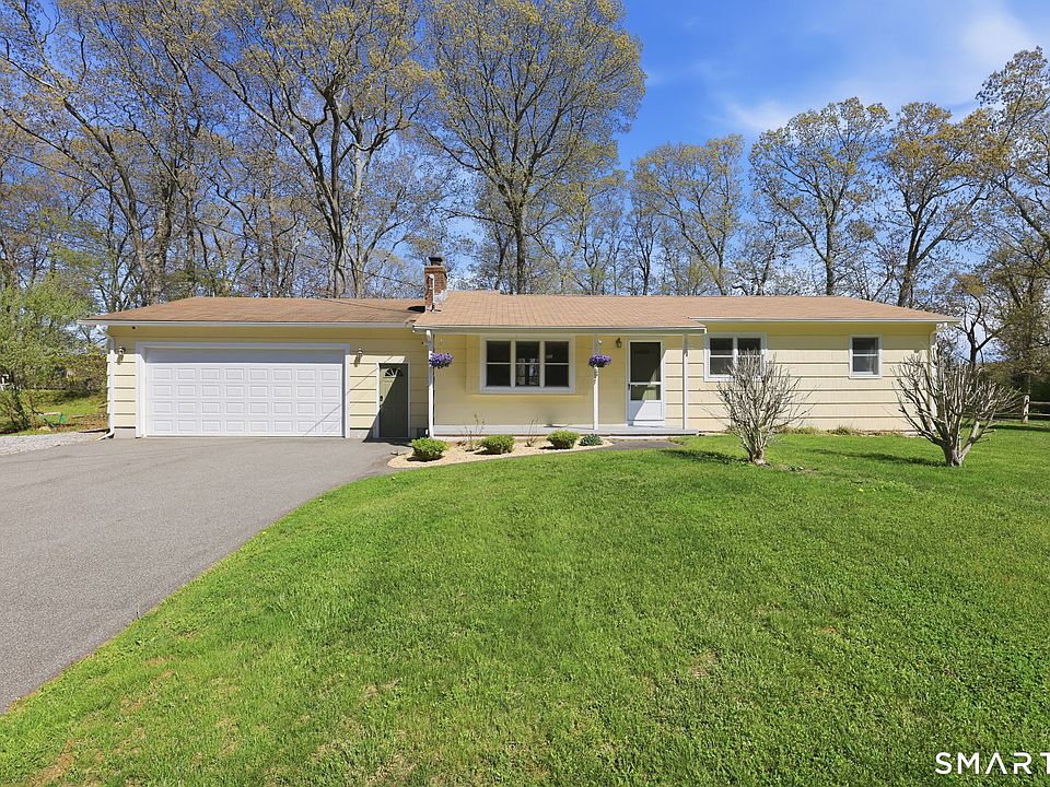 1st image of 14 Cedarwood Lane