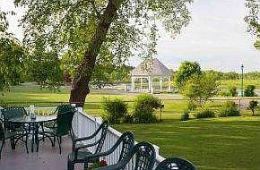 Right in the thick of town!