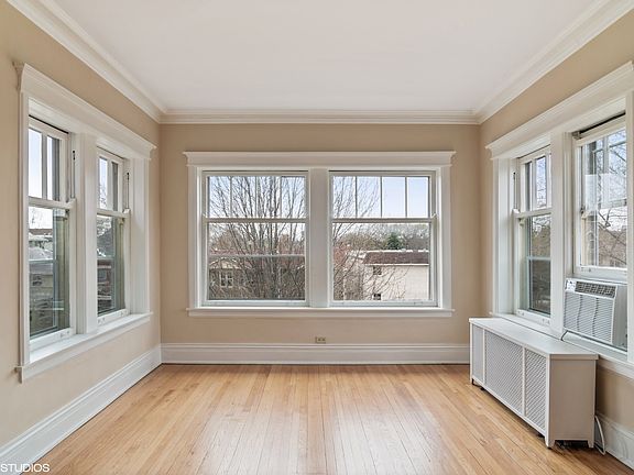 4th image of 426 Washington Blvd #3