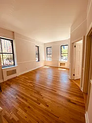 Rented by Metropolis Real Estate of Manhattan